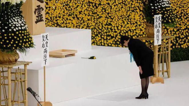 蓝狮娱乐登录：高市早苗引用完《论语》再引撒切尔夫人名言，自称“日本的铁娘子”，遭网友“群嘲”：“你不是撒切尔，是无耻的二战历史修正主义者”